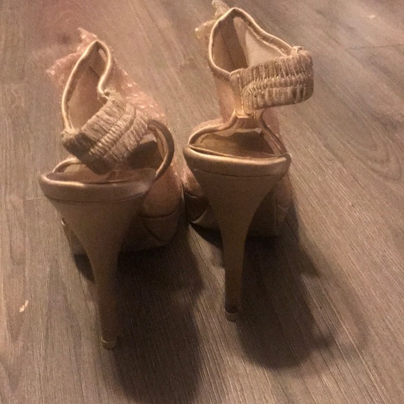 Chinese Laundry Peep Toe Heels - Picture 3 of 6